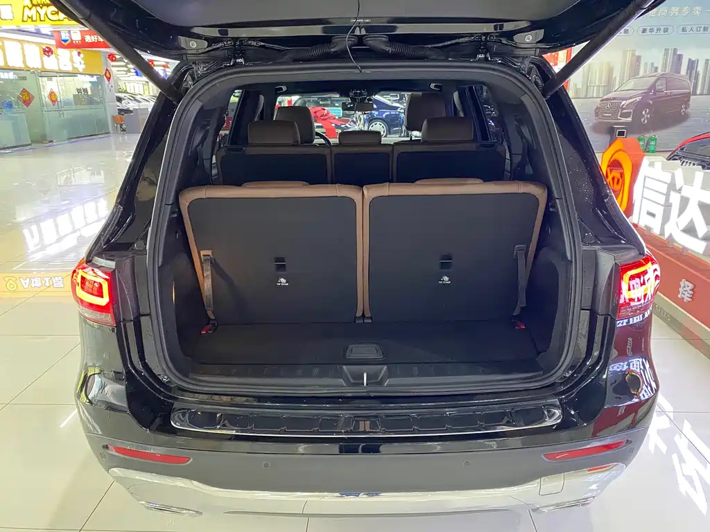 MERCEDES BENZ GLB 2021