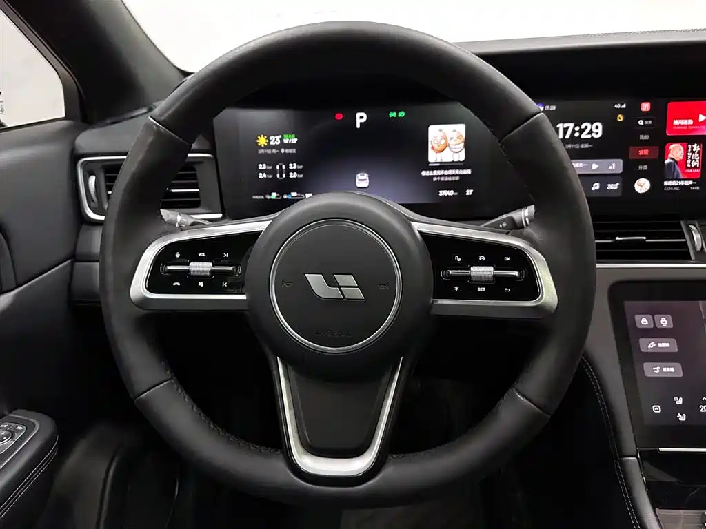 LI AUTO ONE 2022