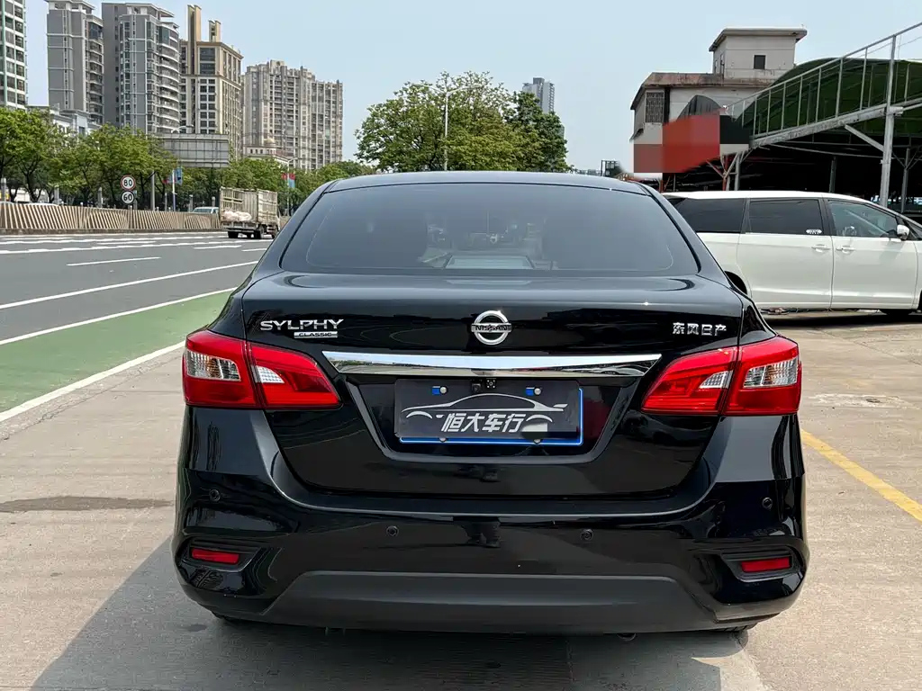 NISSAN SYLPHY 2021