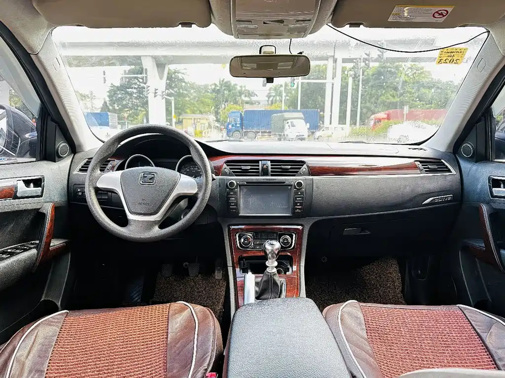 ZOTYE T600 2015