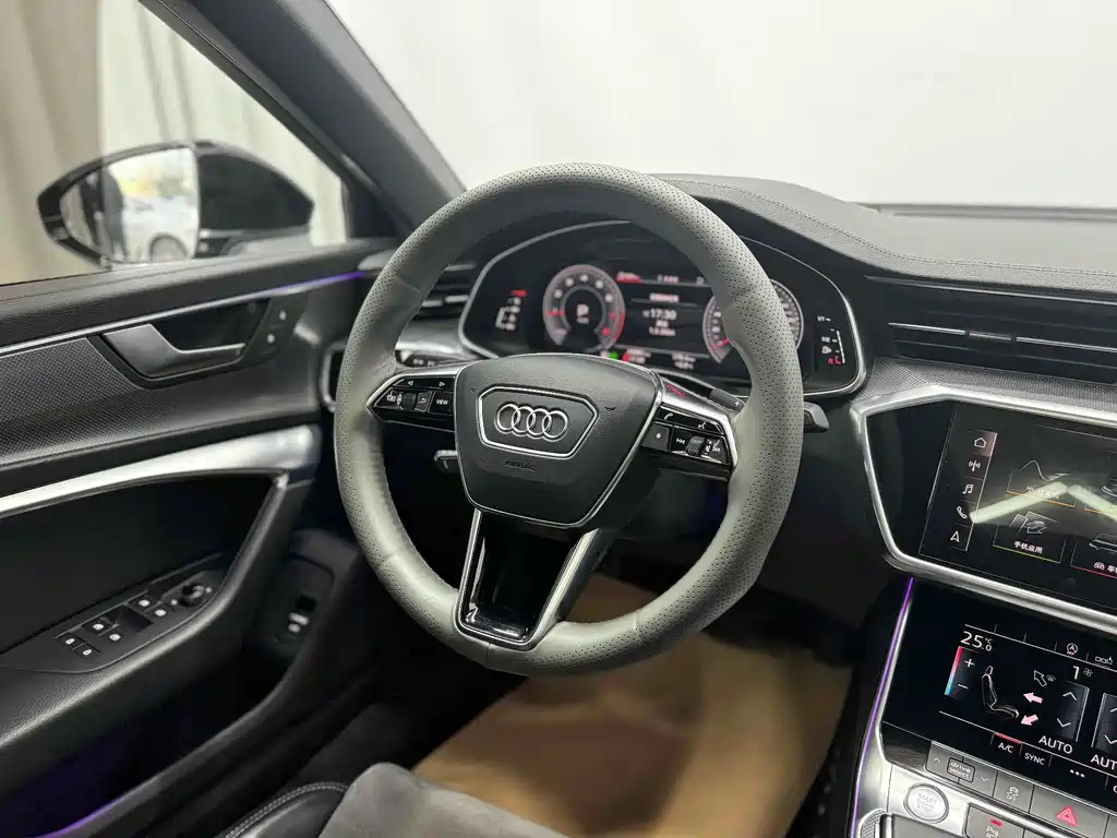 AUDI A6L 2020