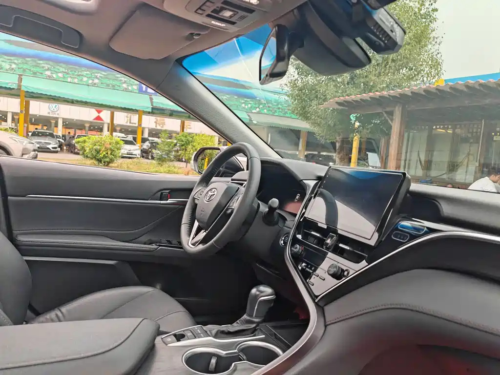 TOYOTA CAMRY 2022
