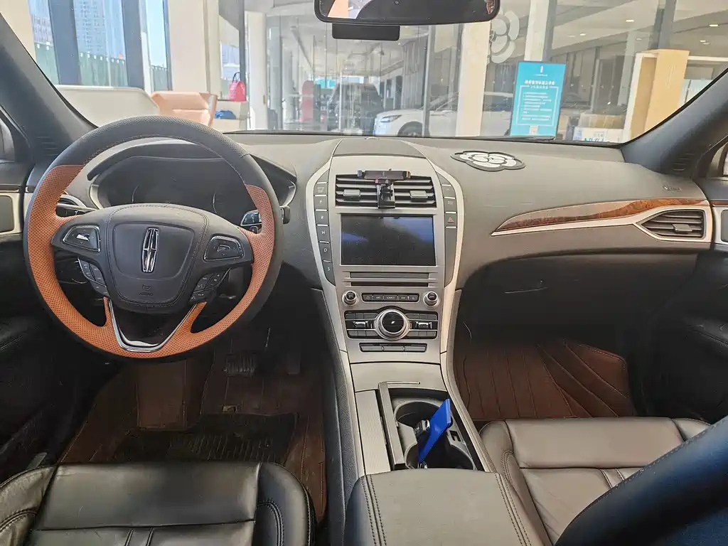 LINCOLN MKZ 2017