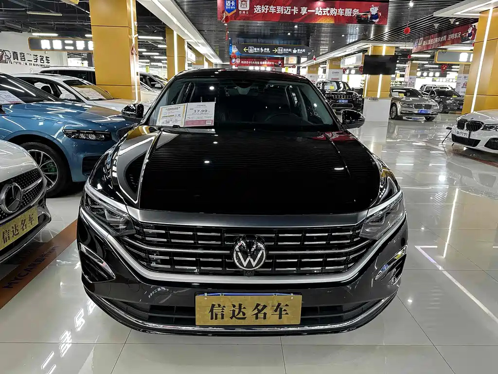 VOLKSWAGEN PASSAT 2023