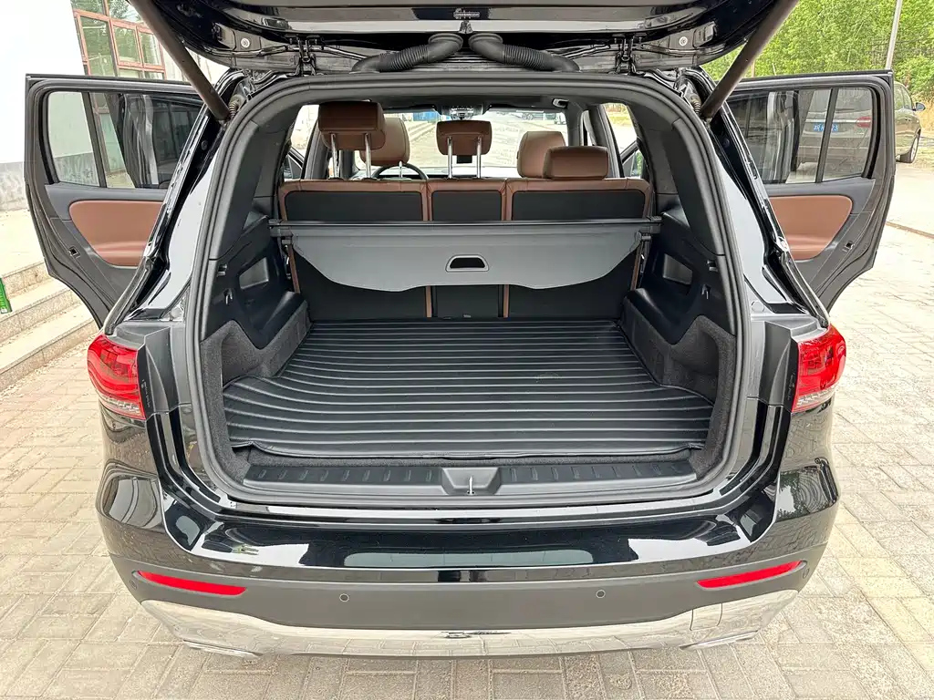 MERCEDES BENZ GLB 2021