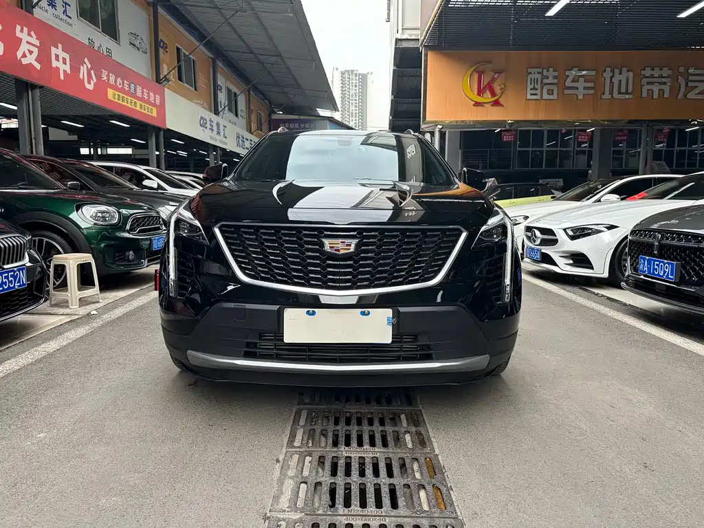 CADILLAC XT4 2021
