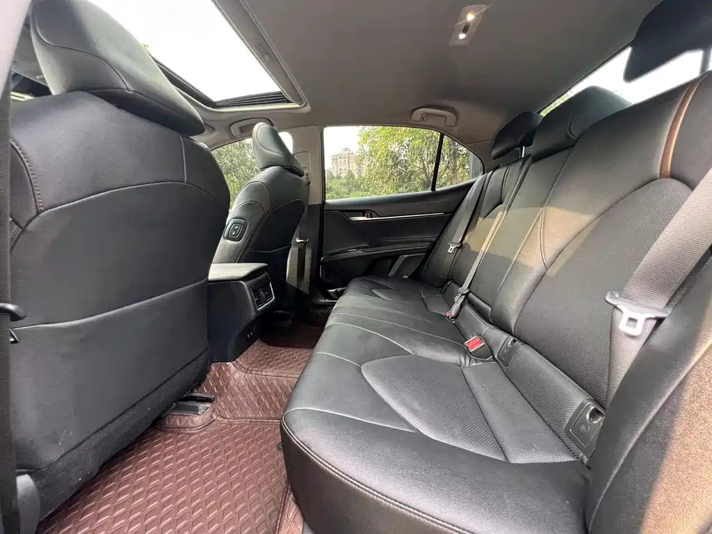 TOYOTA CAMRY 2022