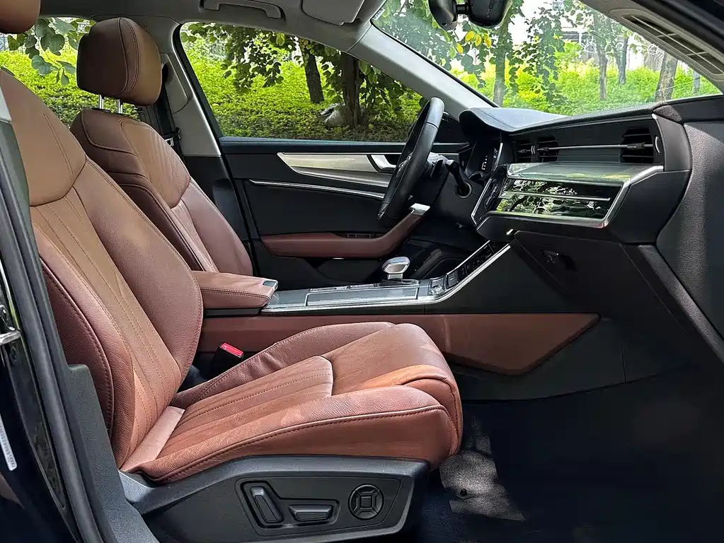AUDI A6L 2021