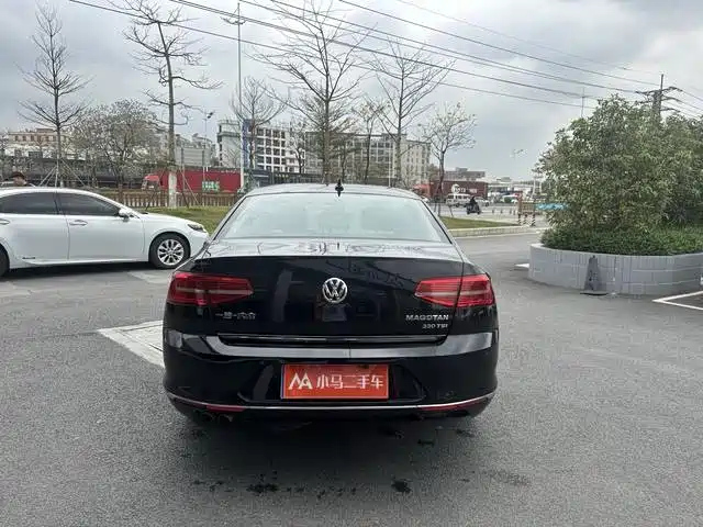 VOLKSWAGEN MAGOTAN 2017