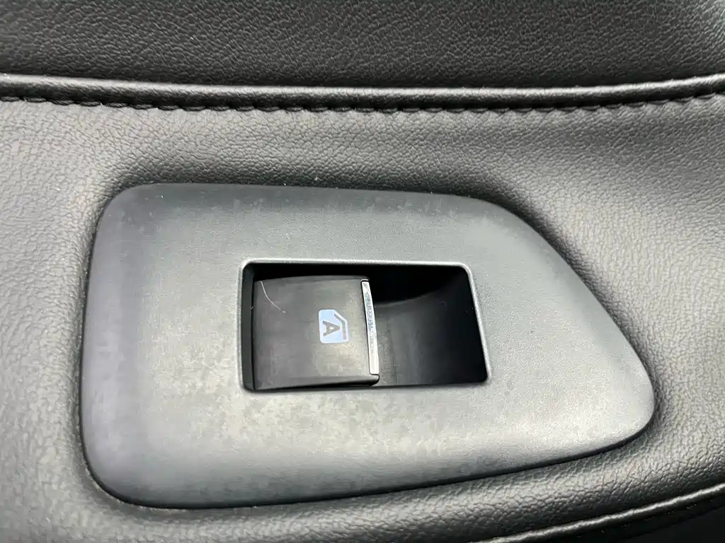 TOYOTA AVALON 2021