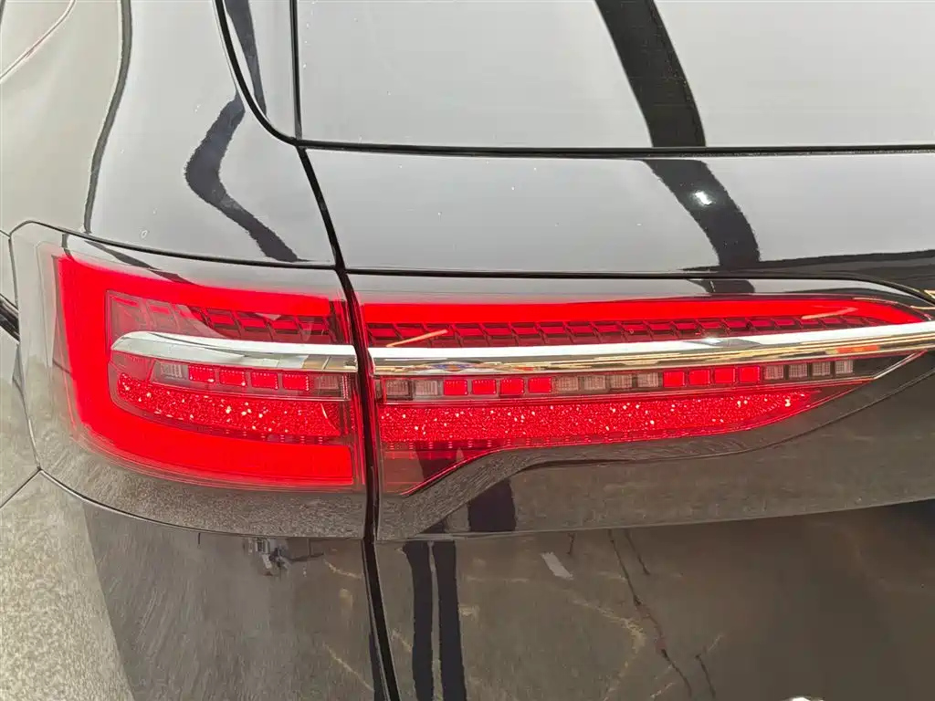 VOLKSWAGEN VILORAN 2022
