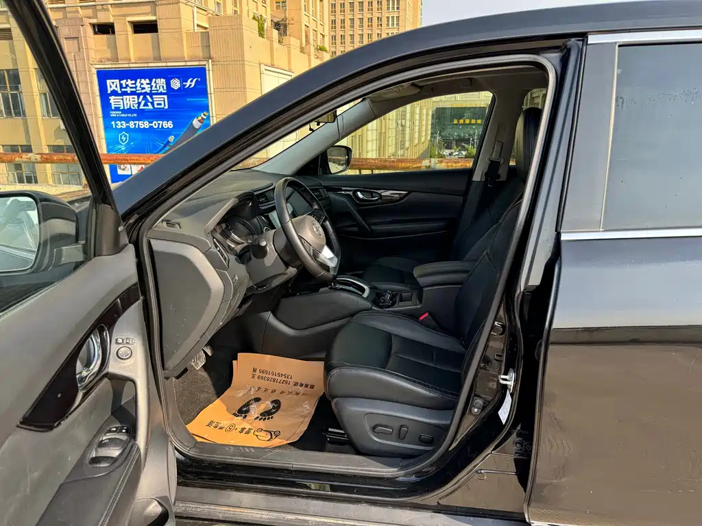 NISSAN X-TRAIL 2019