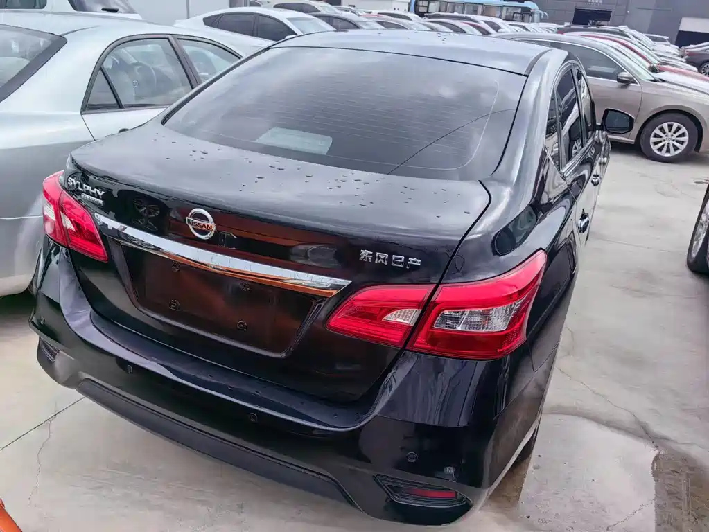 NISSAN SYLPHY 2020