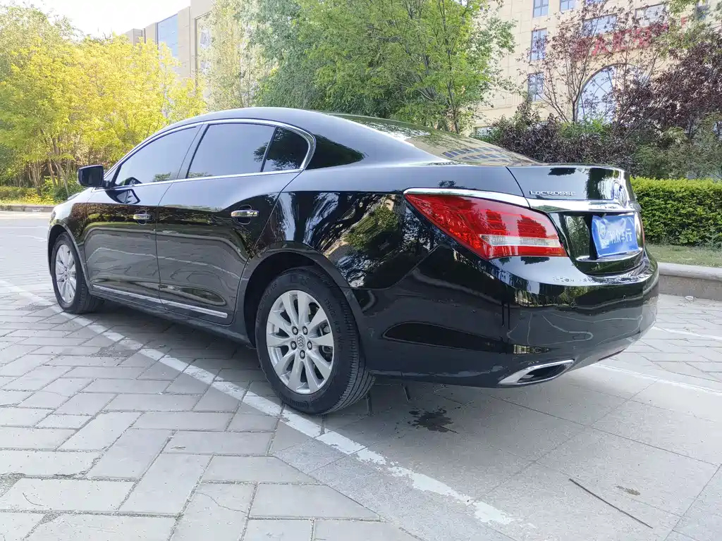 BUICK LACROSSE 2016