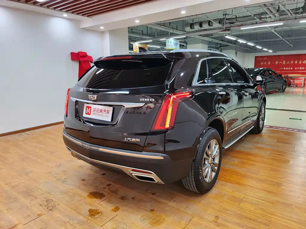 CADILLAC XT5 2020