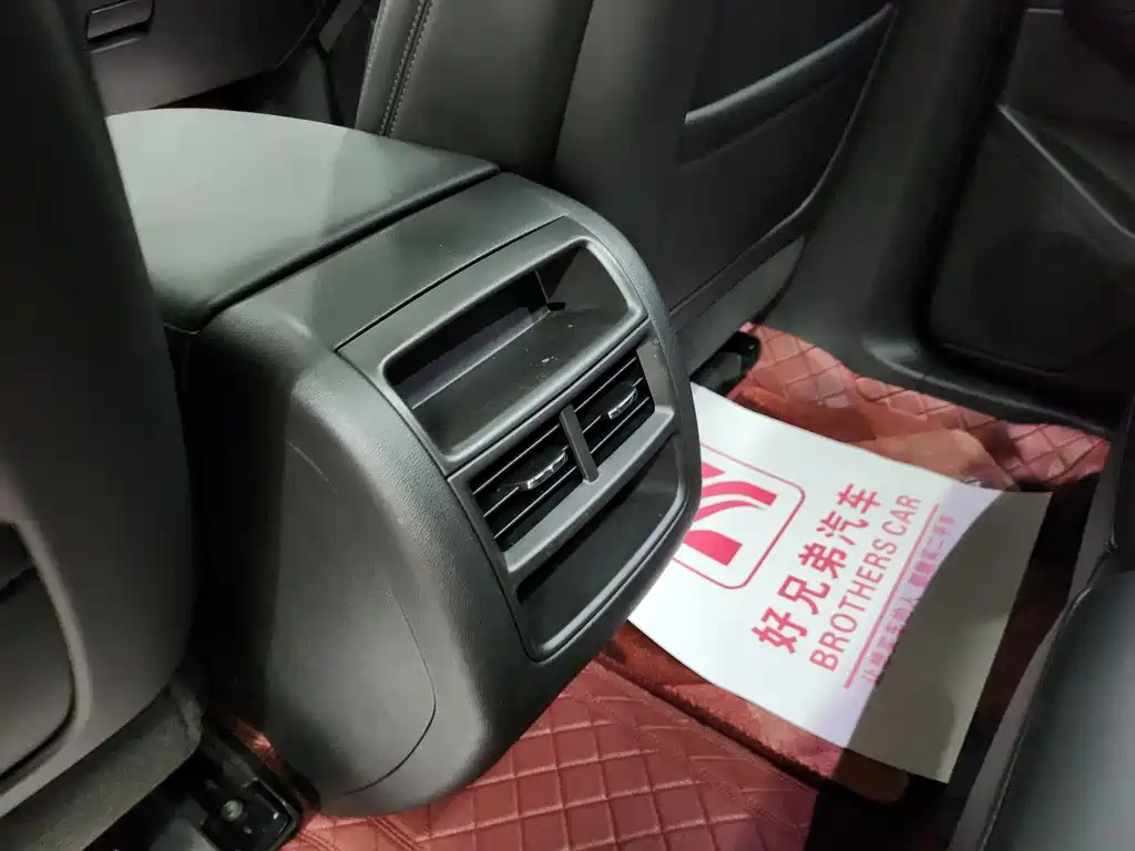 CADILLAC XT5 2020