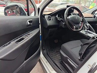 PEUGEOT 3008  2015 YEAR 2.0L AUTOMATIC CLASSIC EDITION 2015