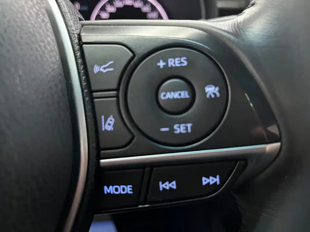 TOYOTA AVALON 2021