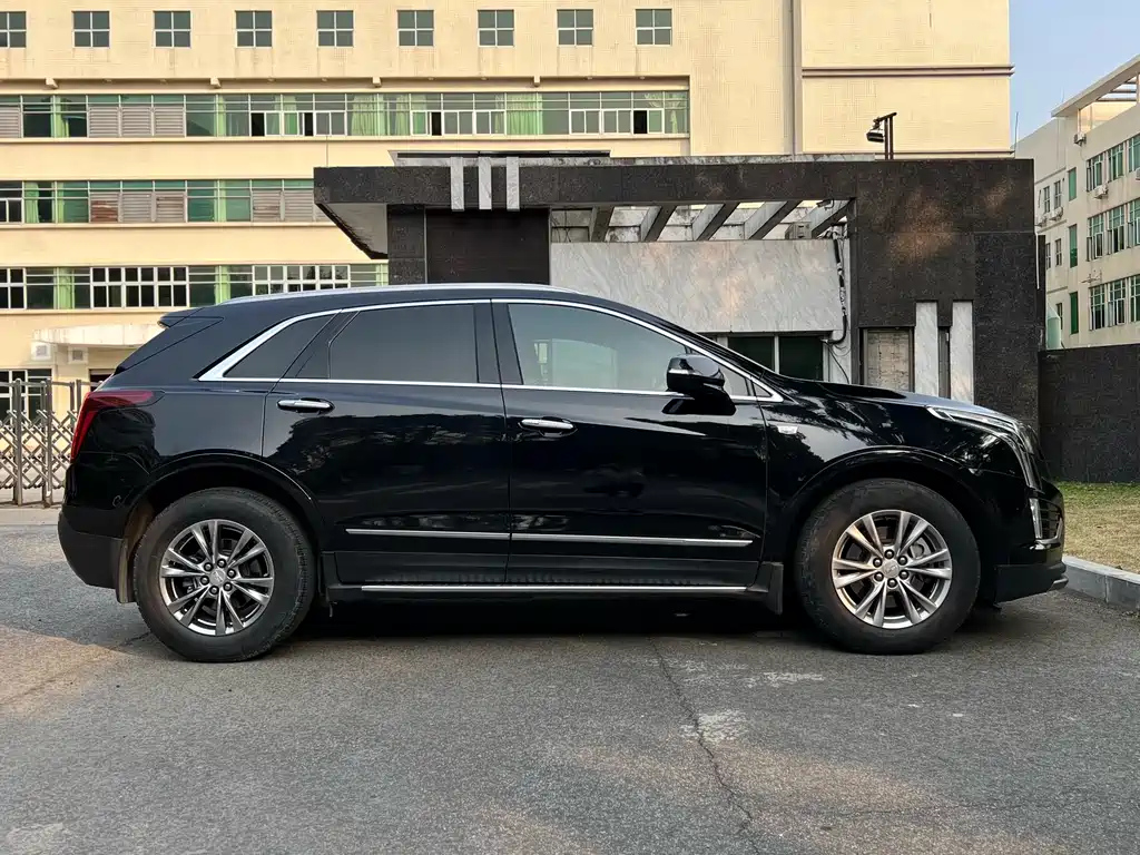 CADILLAC XT5 2020