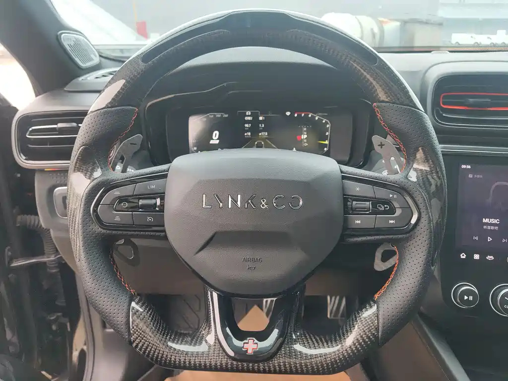 LYNK&CO 02 HATCHBACK 2021