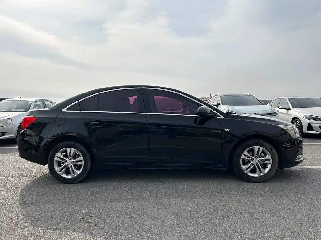 CHEVROLET CRUZE 2016