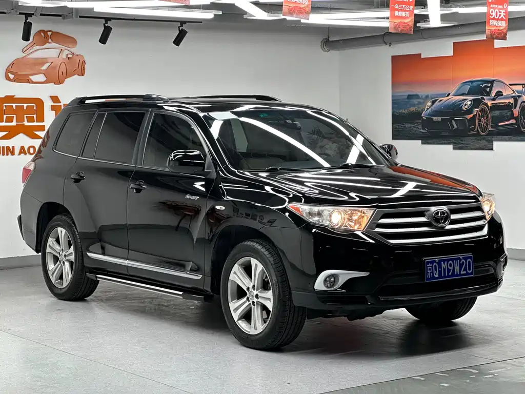 TOYOTA HIGHLANDER 2014
