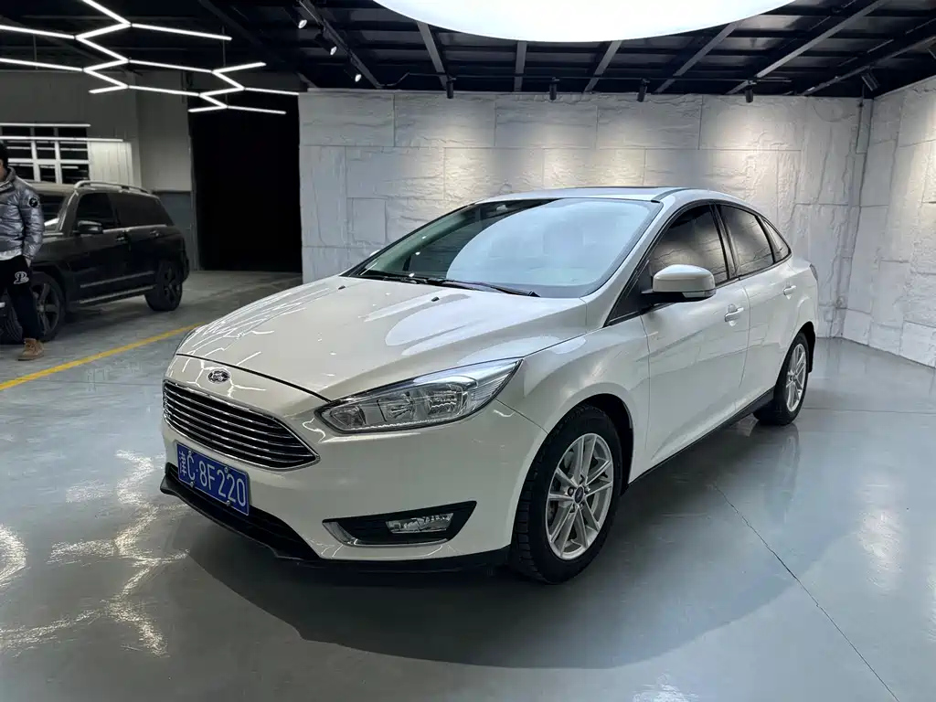 FORD FOCUS 2017