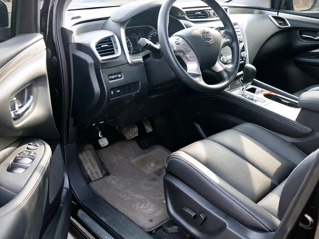 NISSAN MURANO 2023