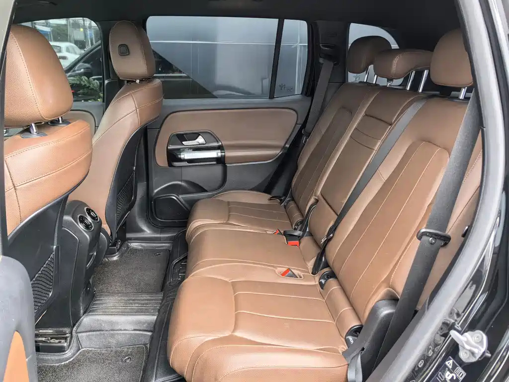 MERCEDES BENZ GLB 2021