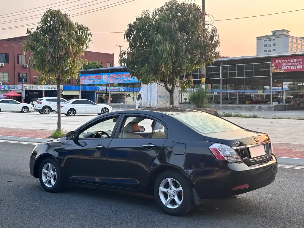 GEELY AUTO CLASSIC EMGRAND 2011