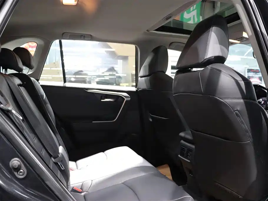 TOYOTA RAV4 RONGFANG 2021