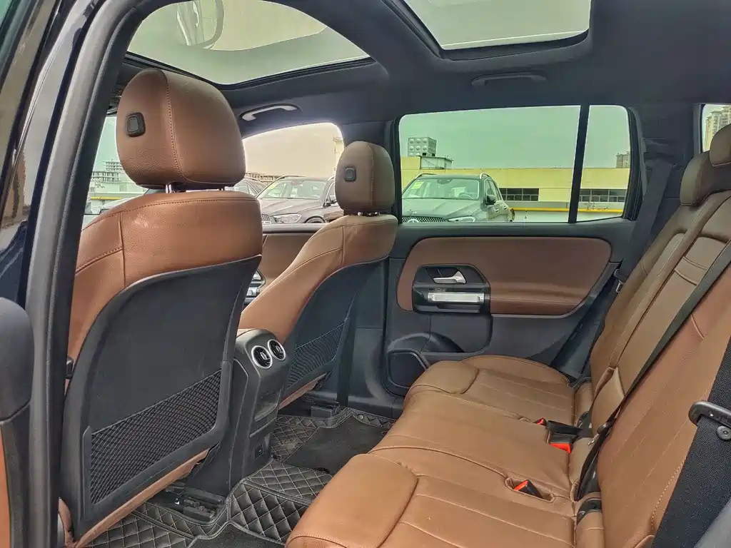 MERCEDES BENZ GLB 2022