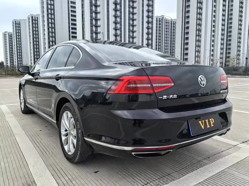VOLKSWAGEN MAGOTAN 2018