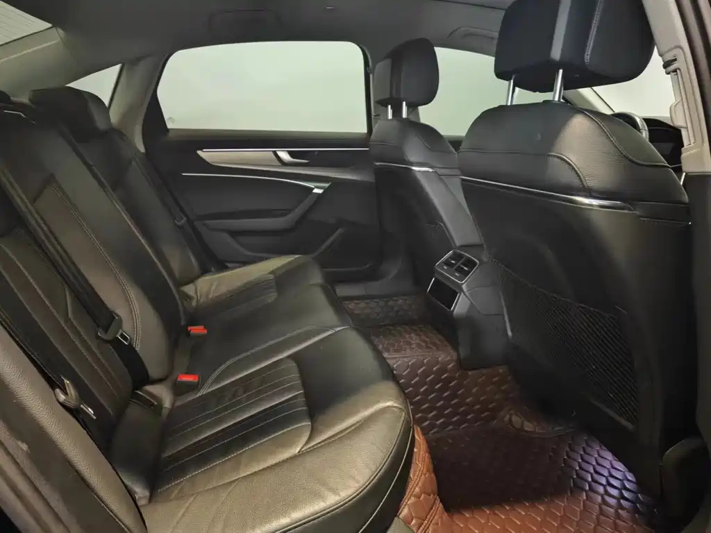 AUDI A6L 2021