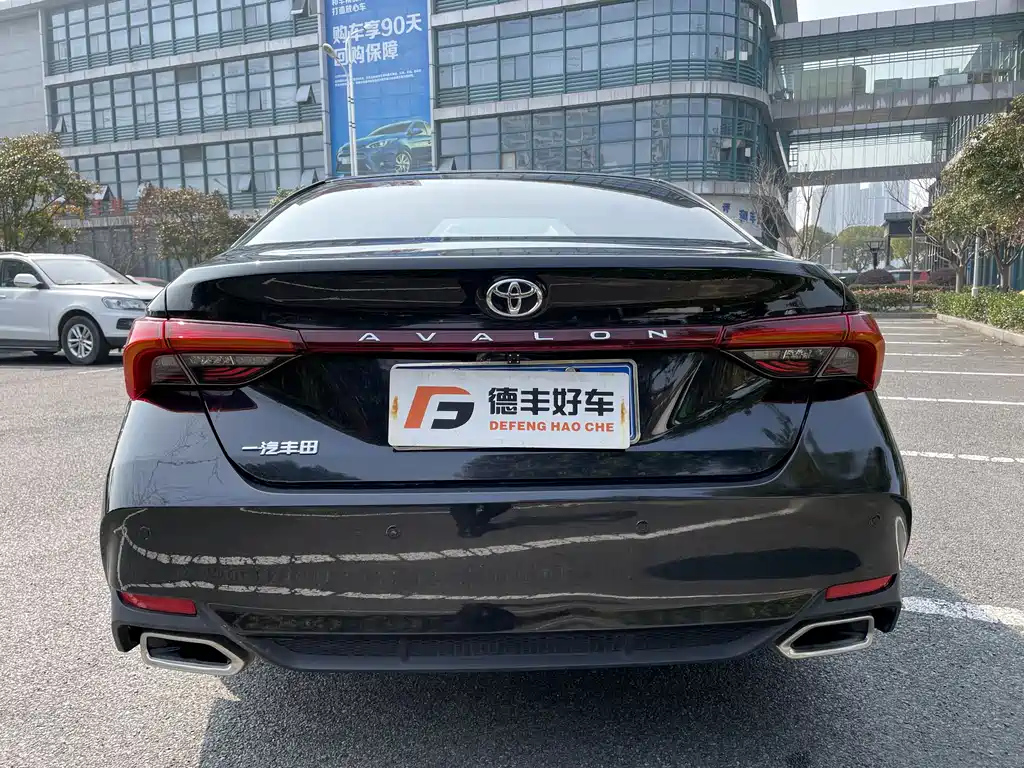 TOYOTA AVALON 2021