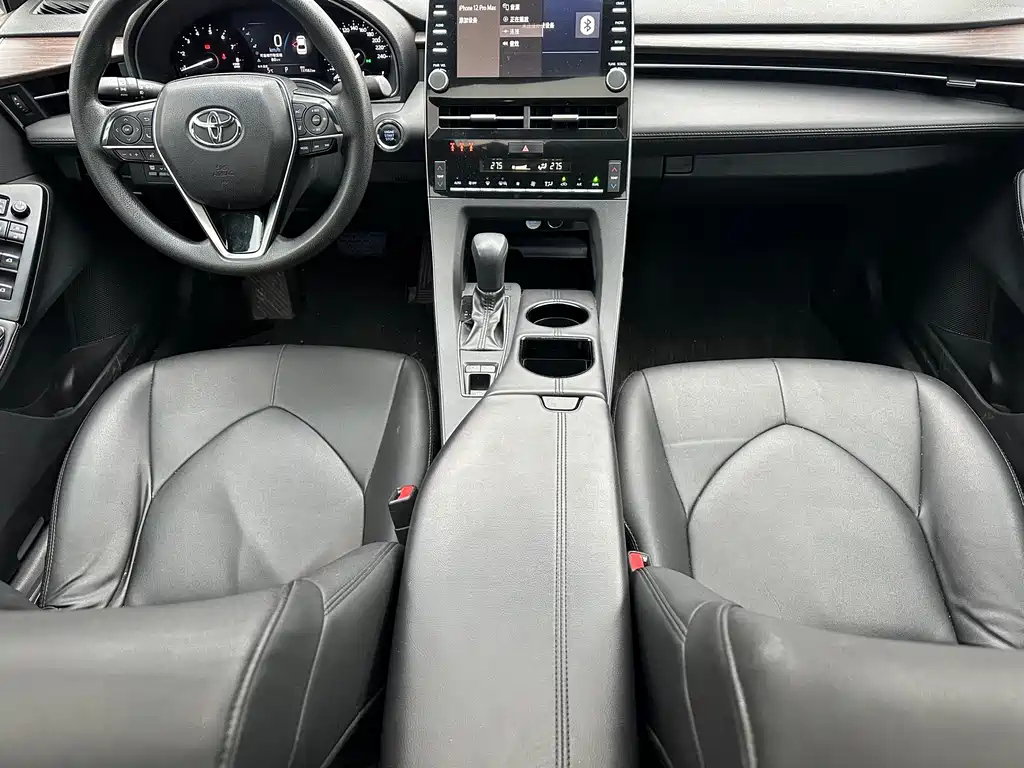 TOYOTA AVALON 2020