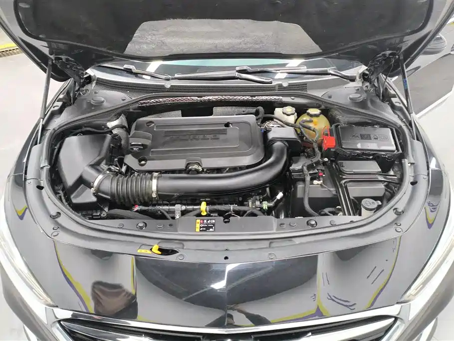 BUICK LACROSSE 2020