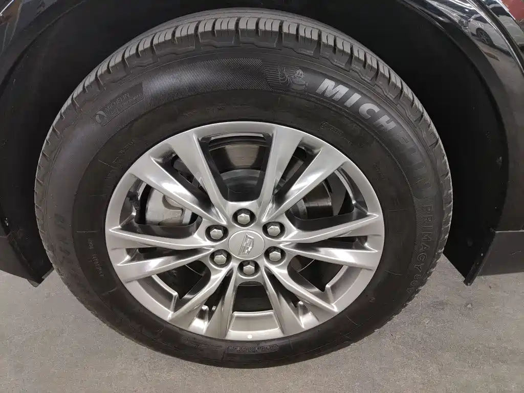 CADILLAC XT5 2020
