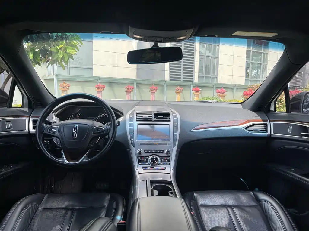 LINCOLN MKZ 2021