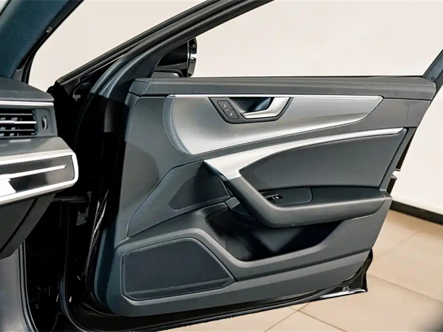 AUDI A6L 2022