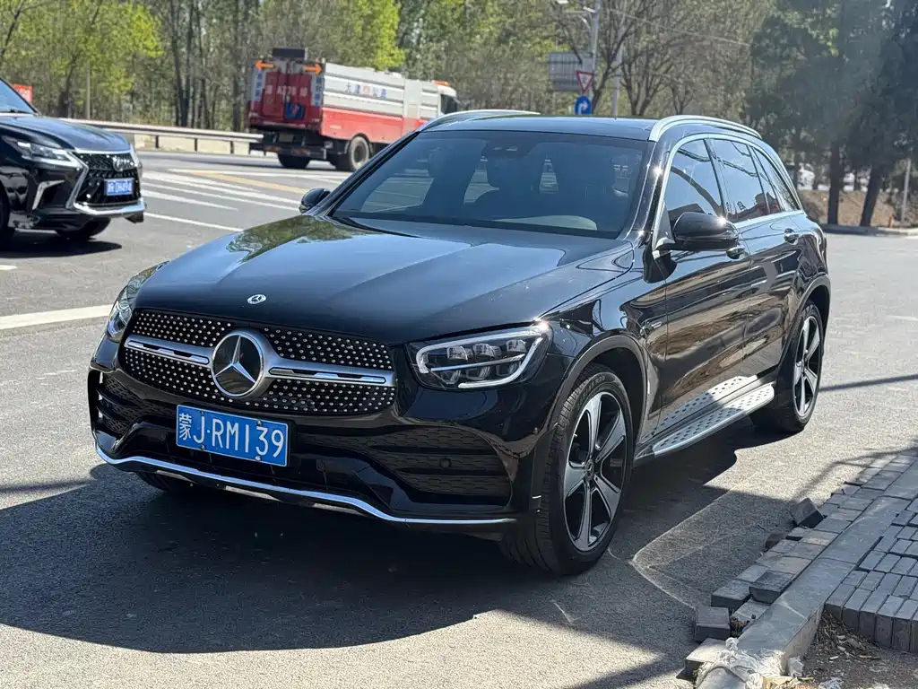 MERCEDES BENZ GLC 2022