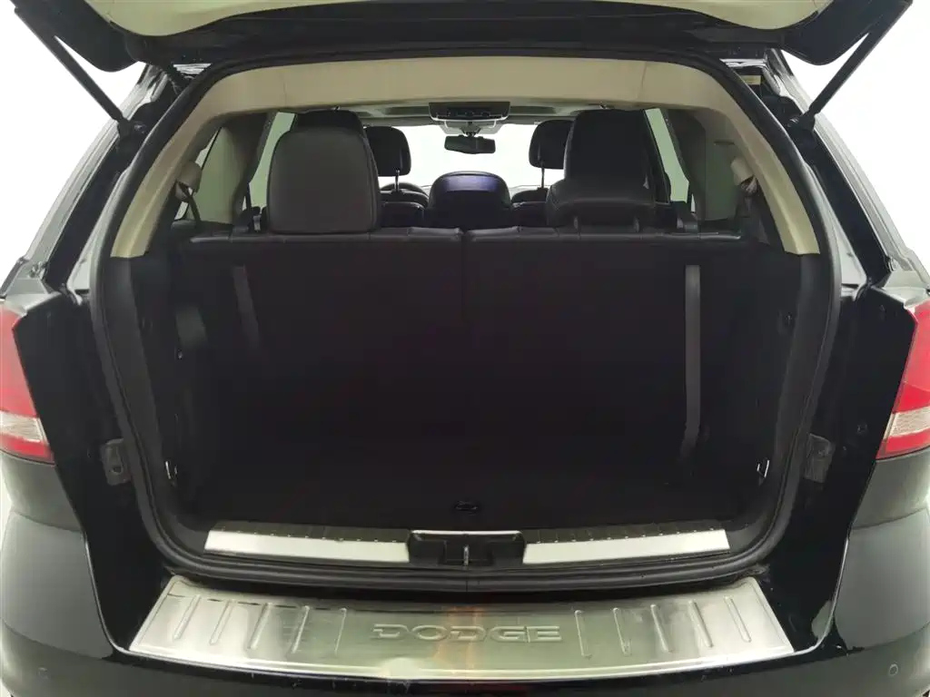 DODGE JCUV 2015