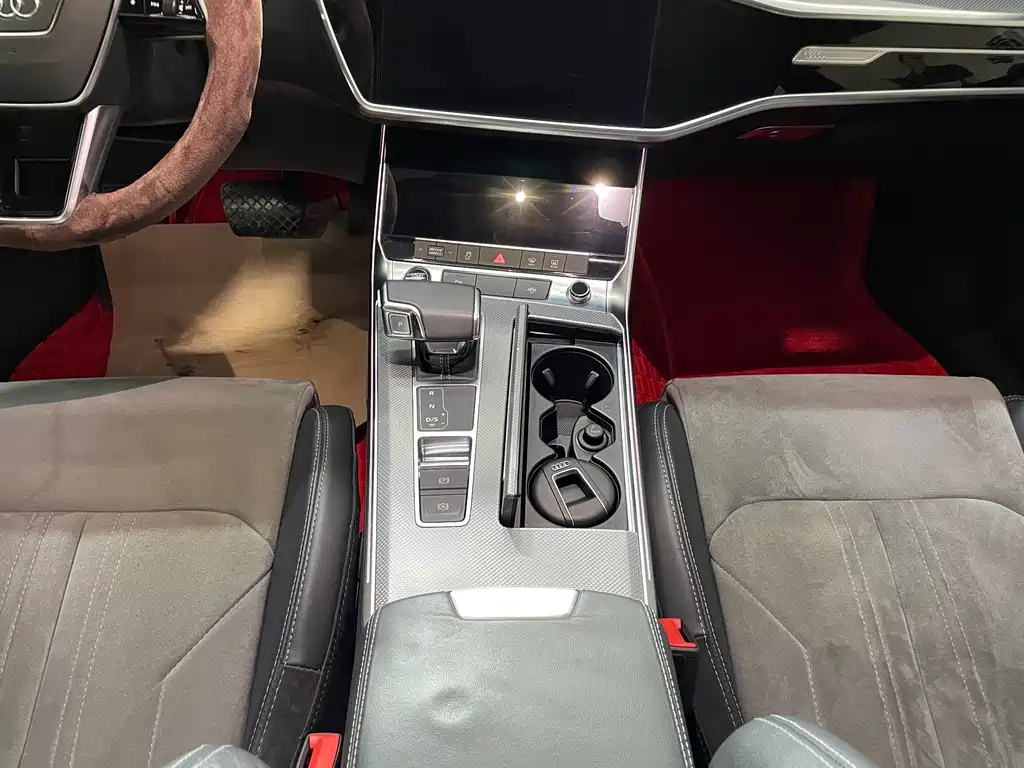 AUDI A6L 2022