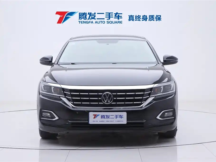 VOLKSWAGEN PASSAT 2021
