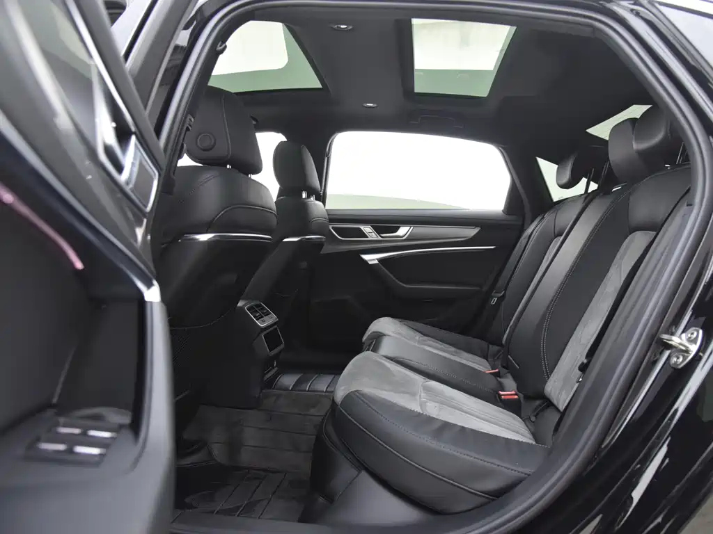 AUDI A6L 2023