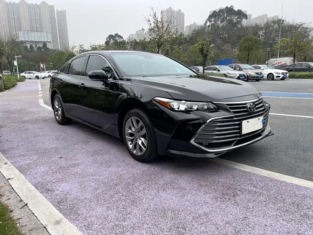 TOYOTA AVALON 2020