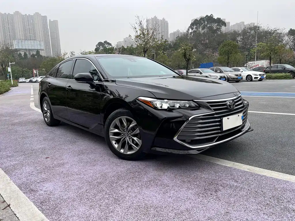 TOYOTA AVALON 2020
