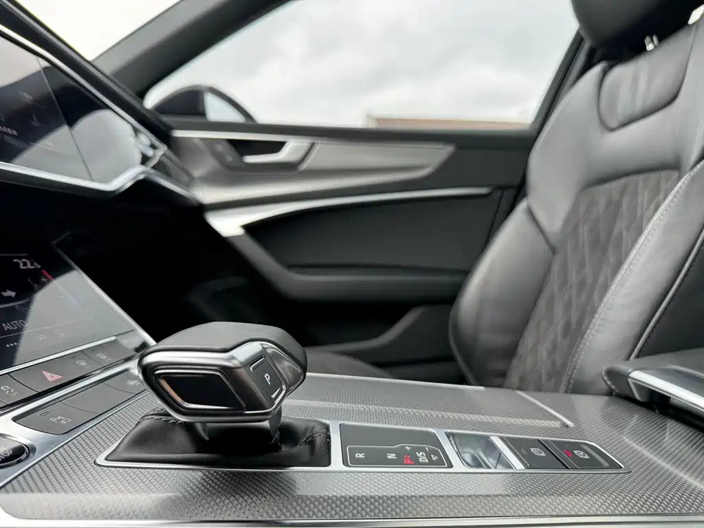 AUDI A6L 2022