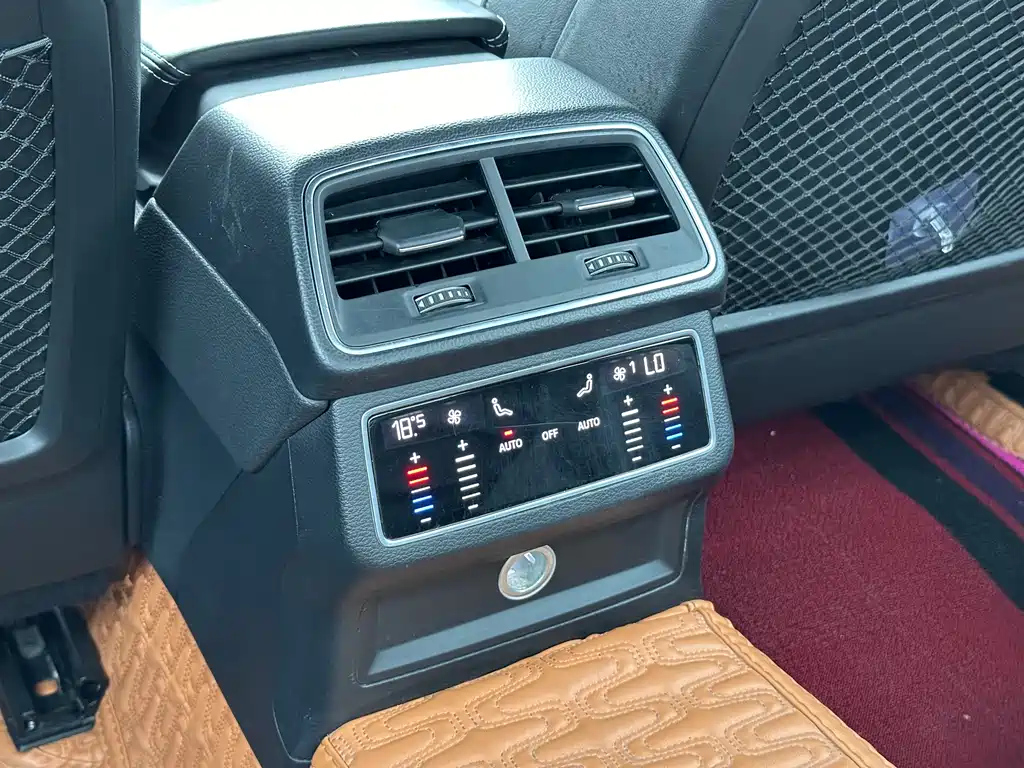 AUDI A6L 2020