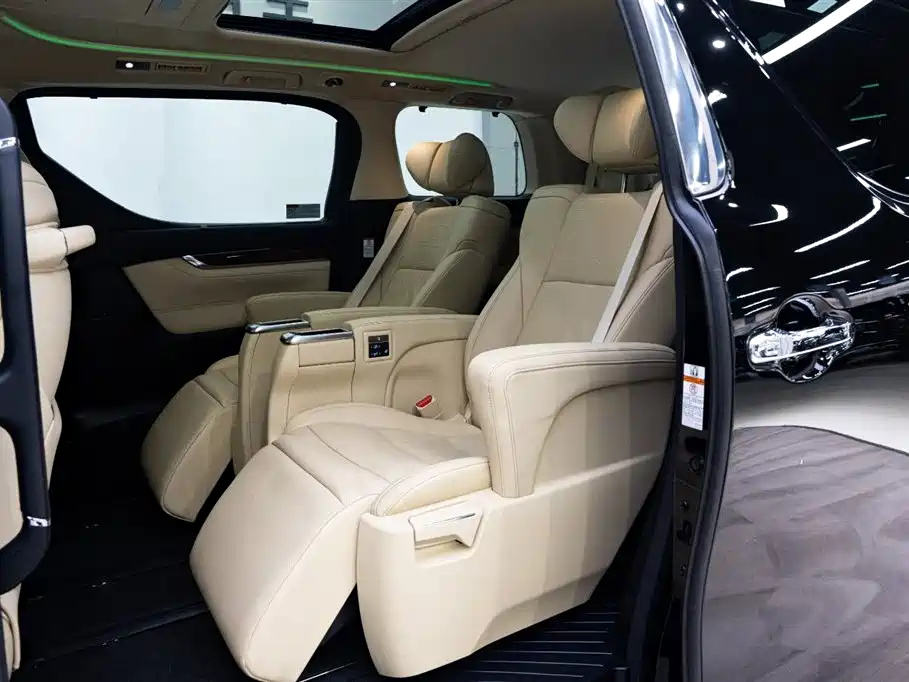 TOYOTA ALPHARD 2019
